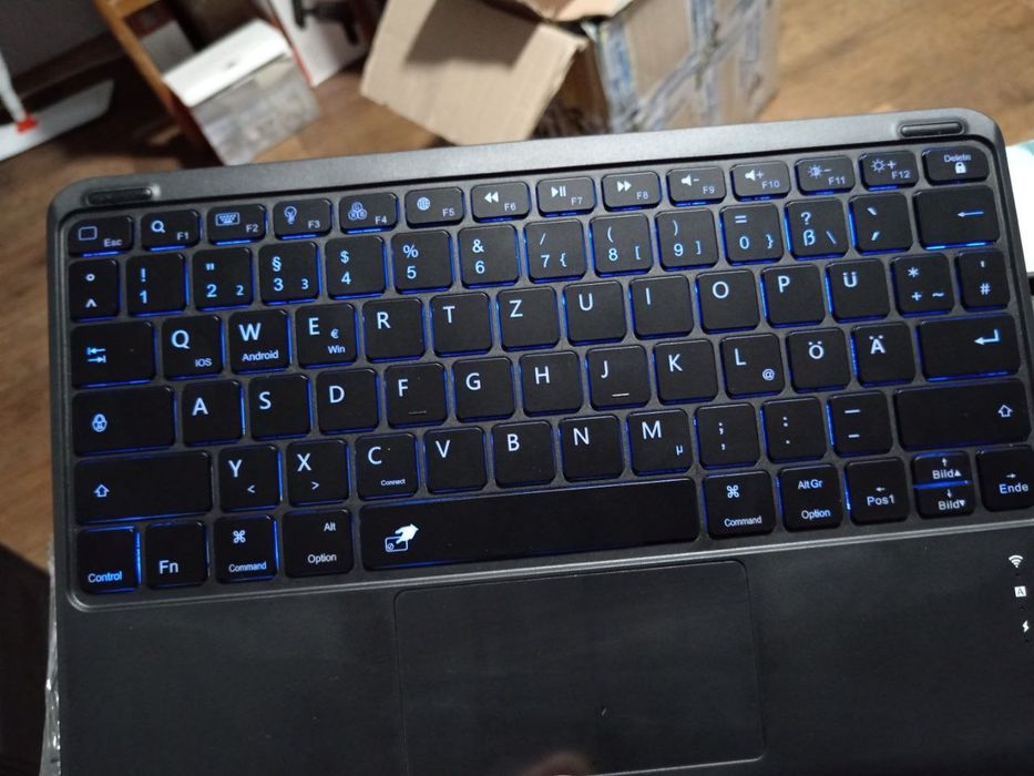 Чехол Vobafe для iPad 12 Pro (21см/28см)