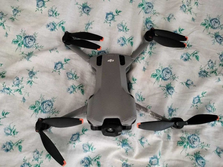 DJI Mini 5 Pro Fly More Combo