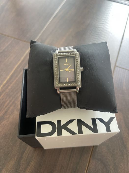 Годинник наручний DKNY