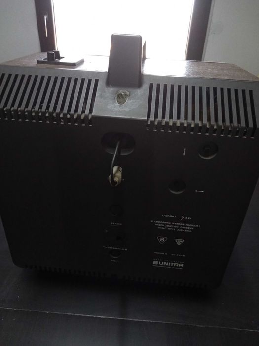Telewizor UNITRA WZT Vela T 206 PRL lata 80