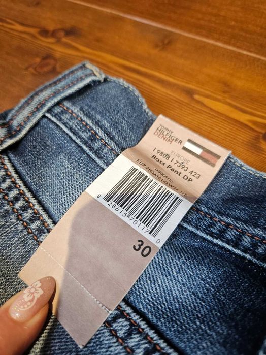 Jeansy Tommy Hilfiger 30 Boyfriend