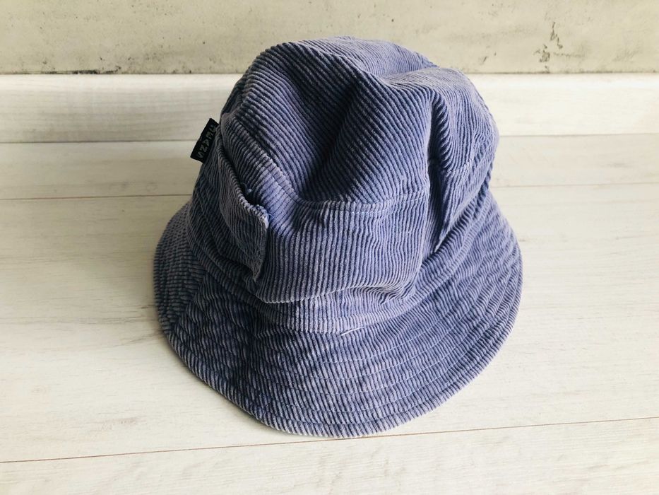 Niebieski sztruksowy kapelusik kapelusz czapka