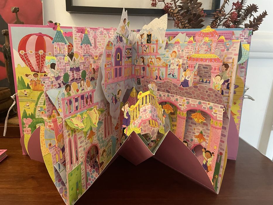 Livro 3D sobre fadas