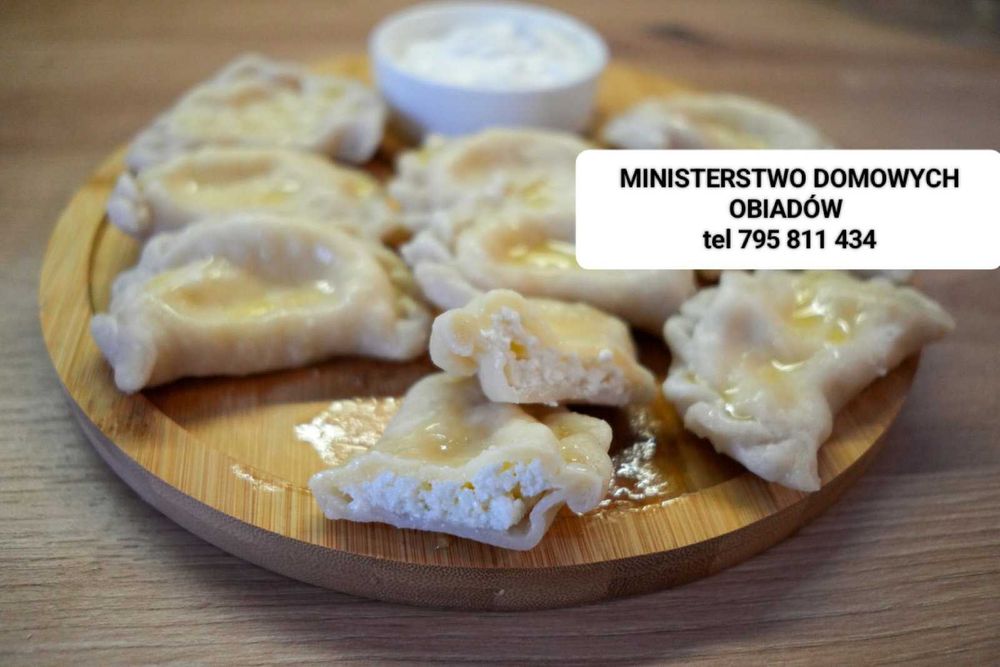 Domowe pierogi ze słodkim twarogiem