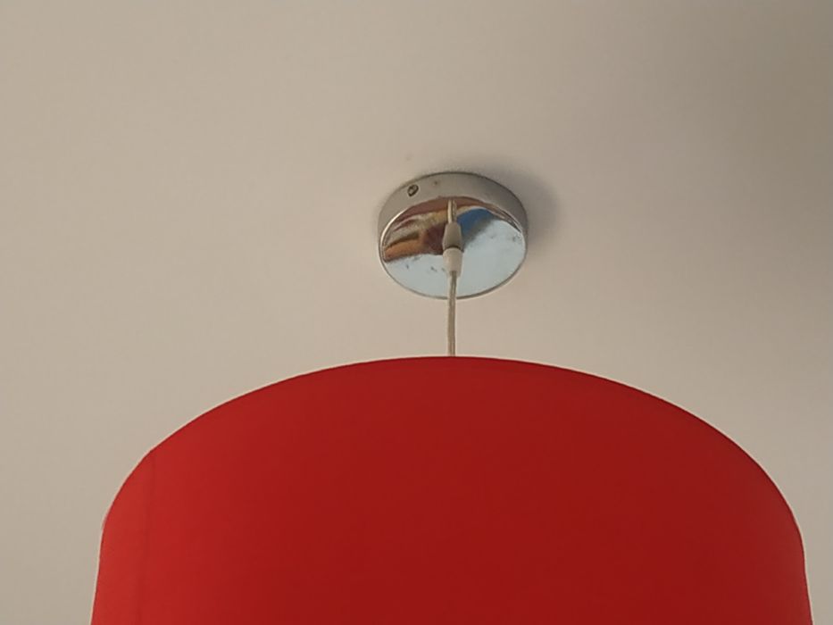 Candeeiro abajur vermelho