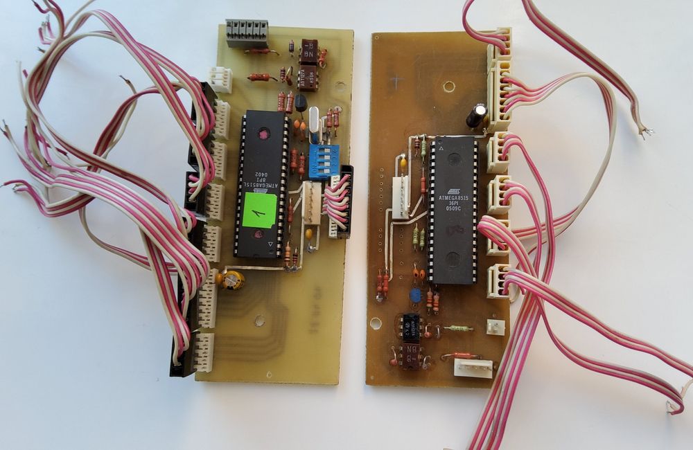 Микроконтроллер Atmega 8515