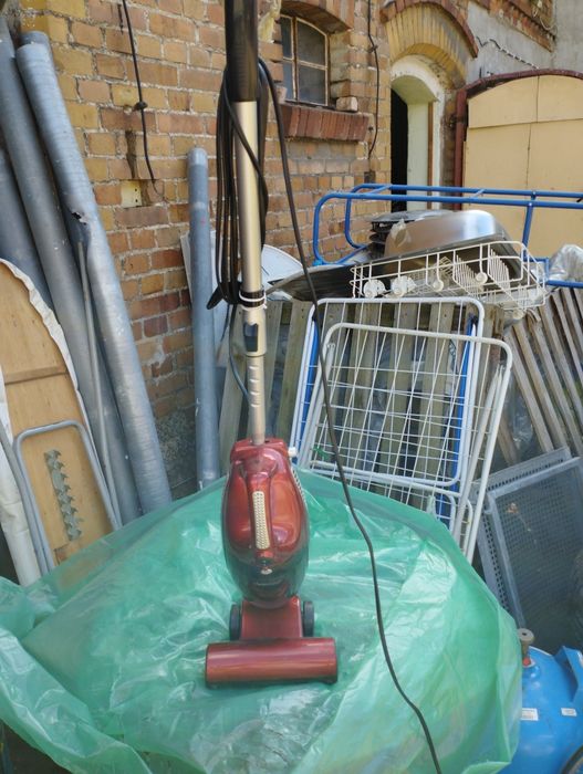 Mały odkurzacz pionowy