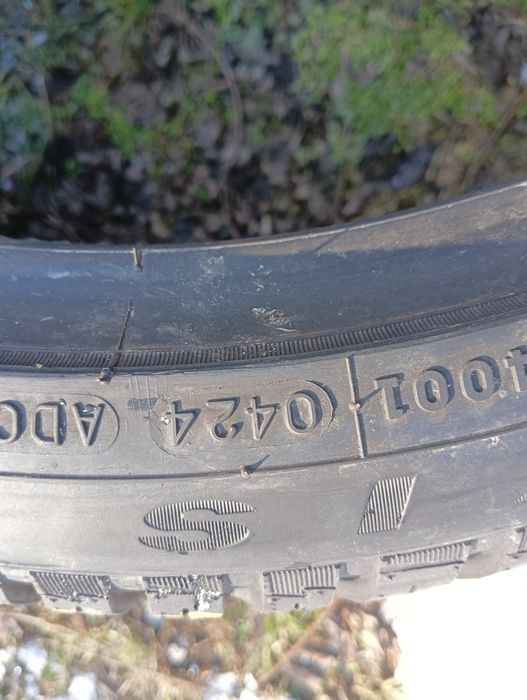 Maxis Premitra all Season ap3 255.35.19.96w 8mm z 24rok