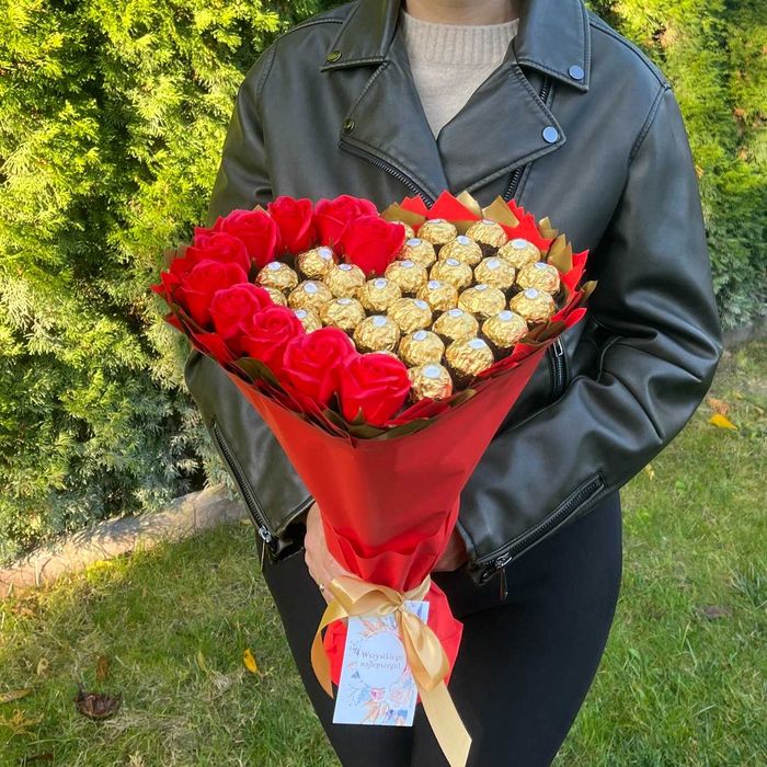 Prezent na 40 30 urodziny. Bukiet Serce Ferrero Rocher i róże mydlane