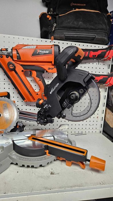 Ukośnica z posuwem Evolution R185SMS-Li EXT 185mm bez aku