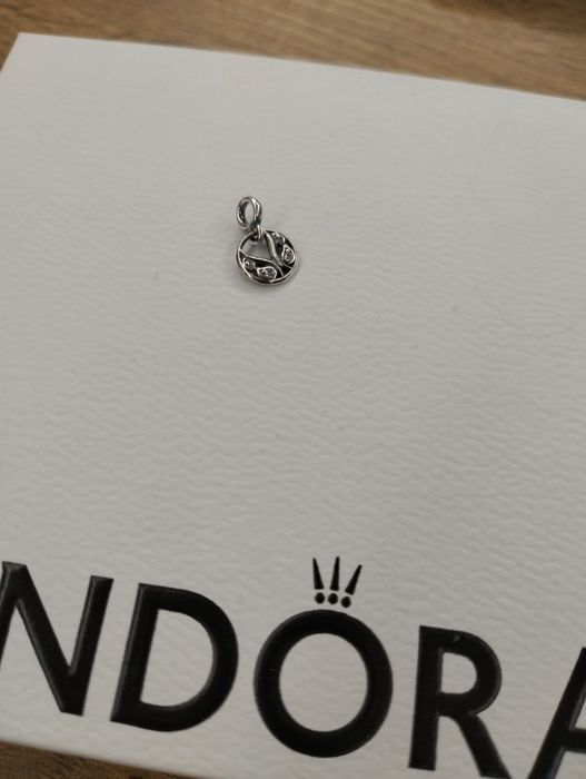 Charms pandora Me