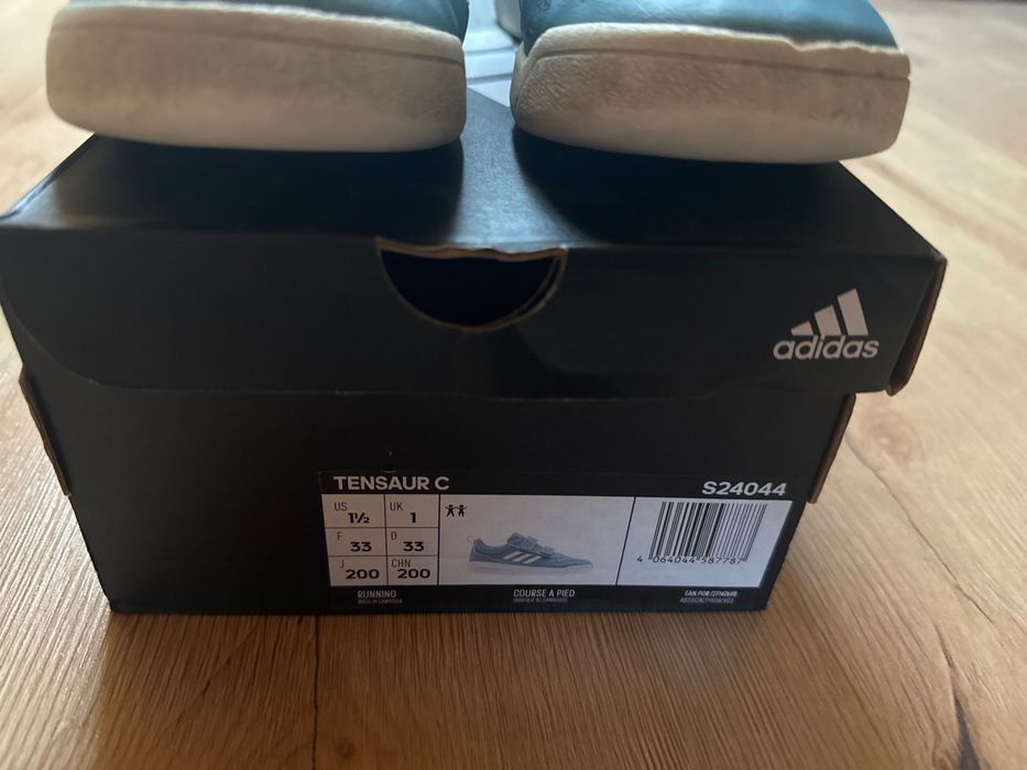 Buty Adidas S24044 rozmiar 33