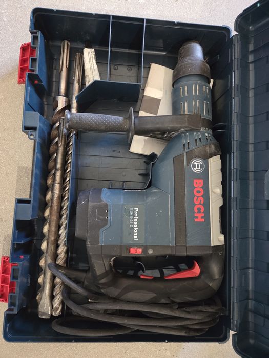 Młot udarowy Bosch GBH 8-45D
