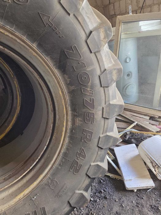 Koła bliźniacze 710/75 R42