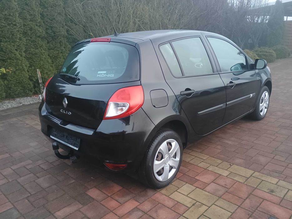 Renault Clio III Lift 2012r 1,2i 75KM 5-drzwi ŁADNE BEZWYPADKOWE z DE
