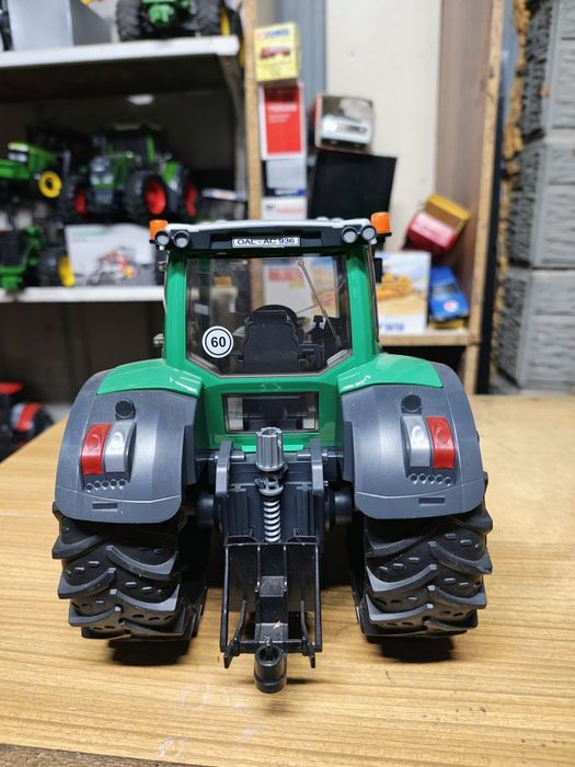 Bruder traktor Fendt