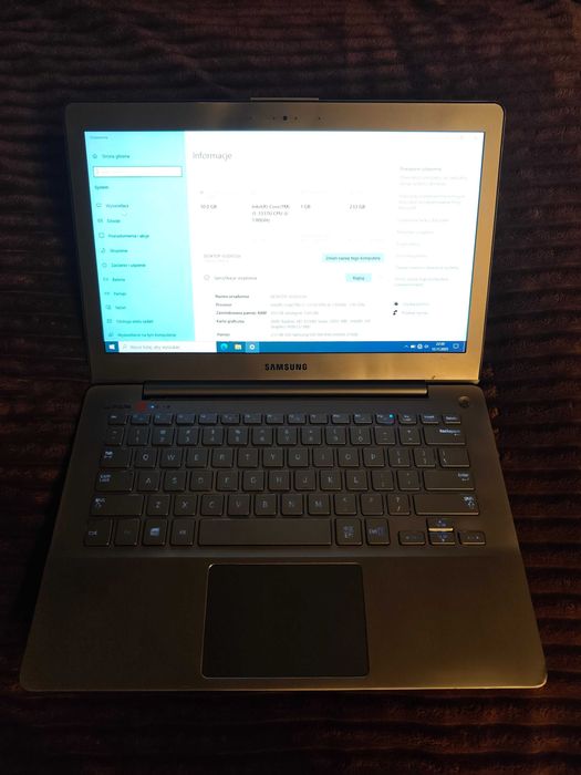 Laptop SAMSUNG NP730U3E 10GB Intel I5 SSD 233GB