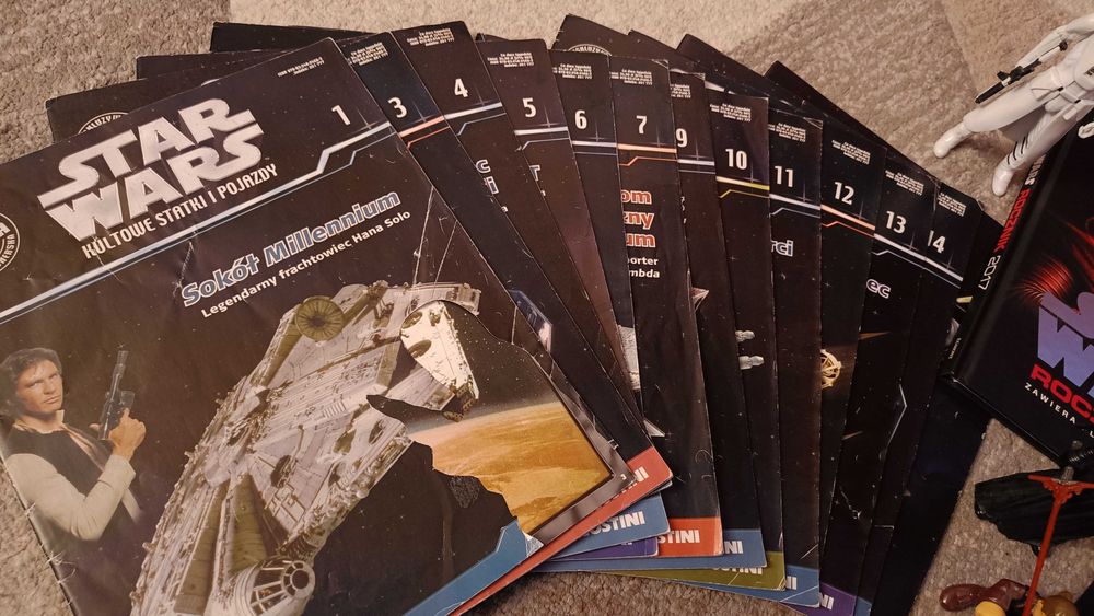 Zestaw dla fana Star Wars figurki karty plakaty puzzle gry lego