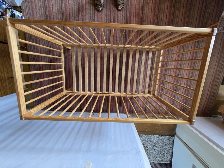Łóżeczko dziecięce drewniane  120x60.