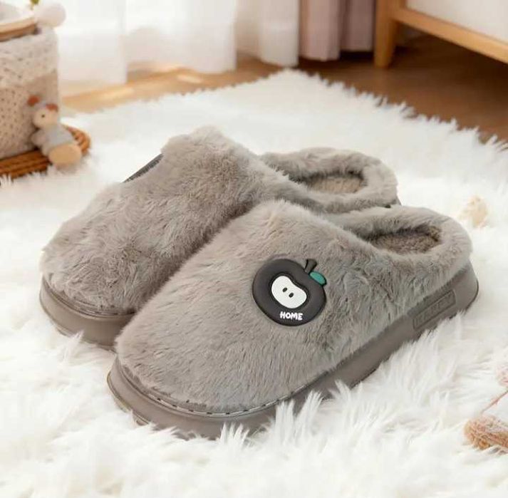 Тапочки тёплые домашние.