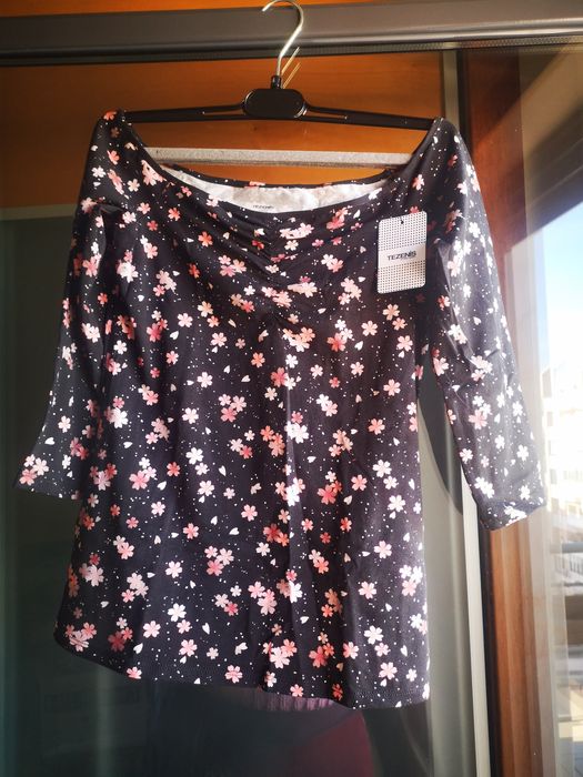 Camisola nova preta com flores,ombros de fora, mangas 3/4,Tezenis, M64551779833219120