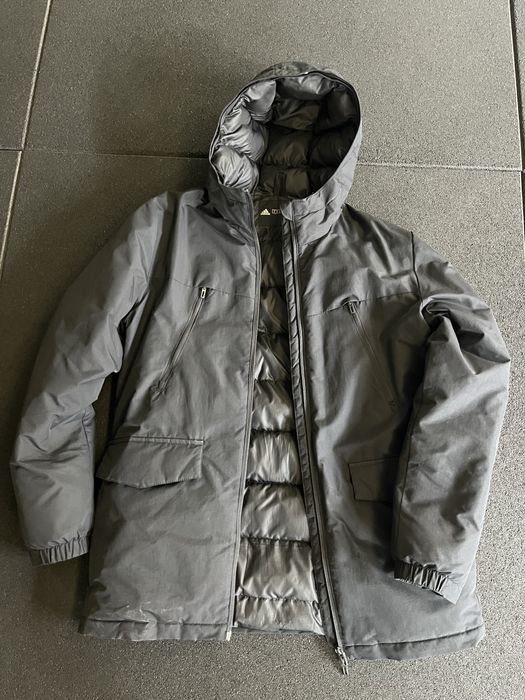 Casaco Adidas com capuz