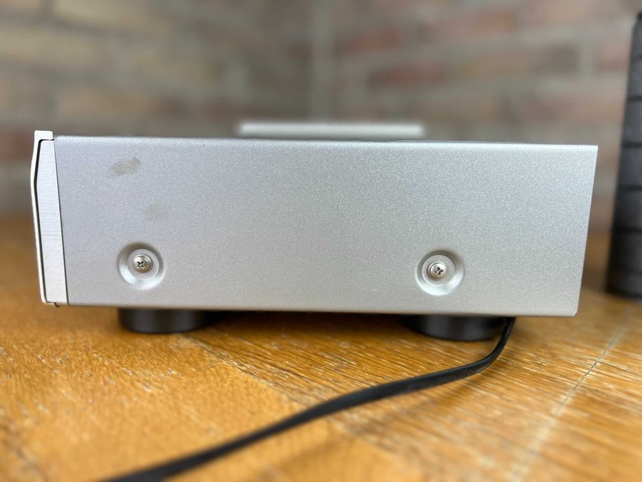 Odtwarzacz CD Denon DCD-700AE srebrny