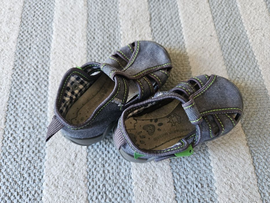 Kapcie cool club rozm 22 buty sandały