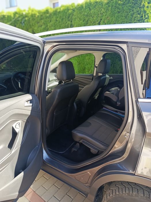 Ford Kuga 1.6 benzyna, 150km,hak,142000 brzebieg