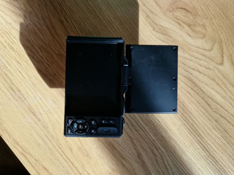 Aparat cyfrowy digital camera cyfrówka z klapką