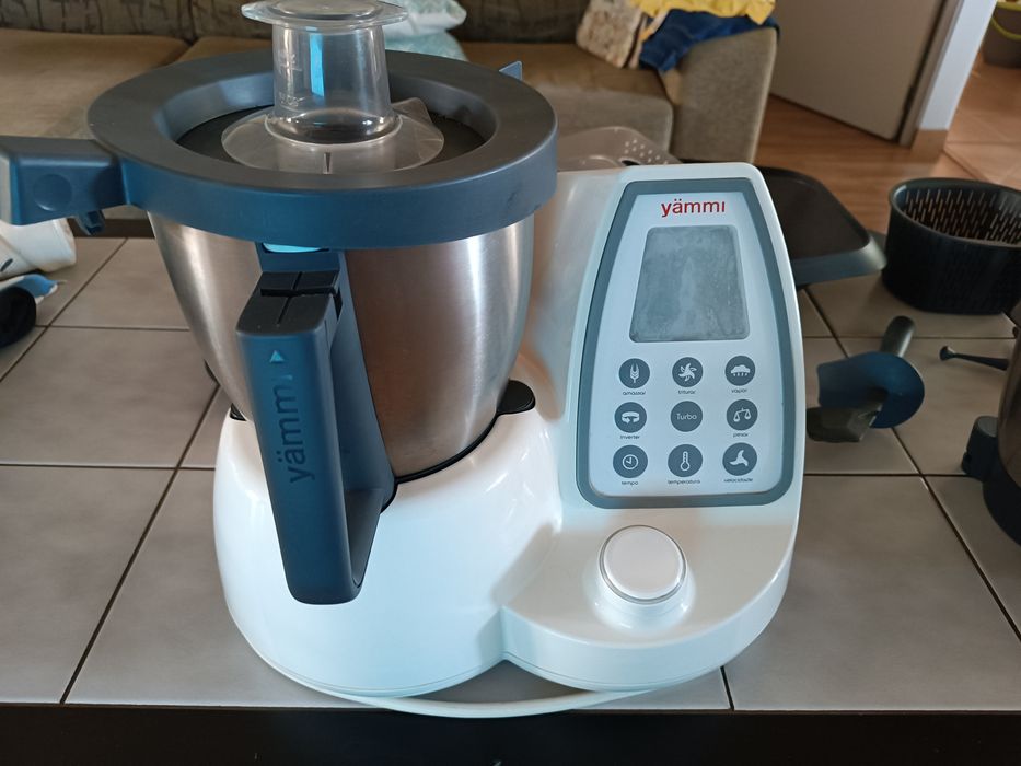 Yammi 2 e Acessórios Yammi 1