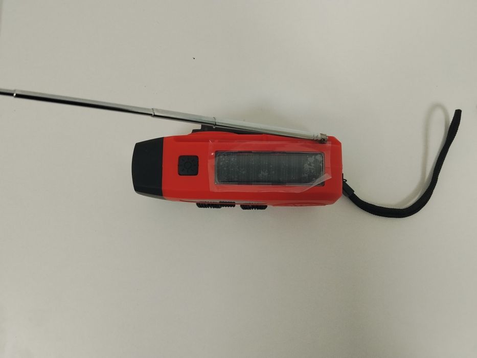 Radio Survivalowe FM/AM z Latarką | Powerbank | Dynamo | NOWE