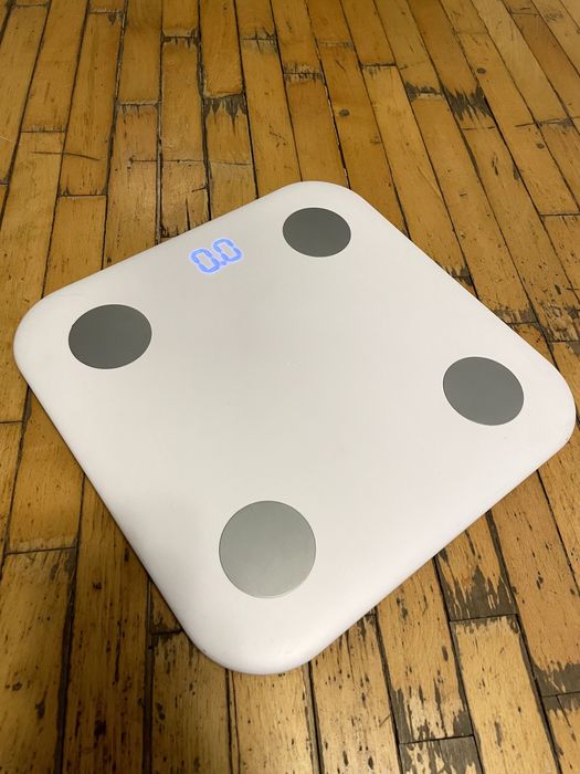 Смарт-ваги Xiaomi Mi Body Composition Scale