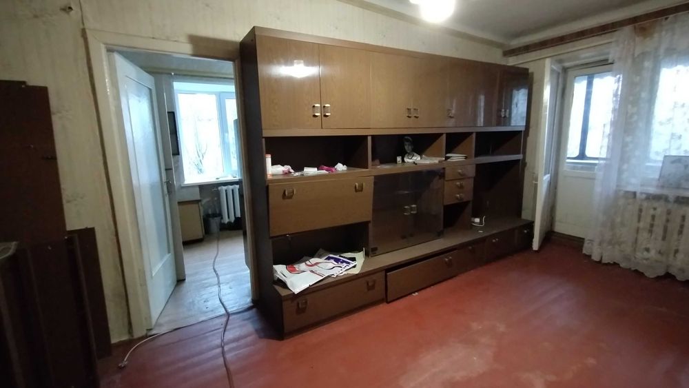 Продаж в зв'яку з переїздом, 2-кв вул. Глебова,  45м2, 5/5 кирп. житловий стан