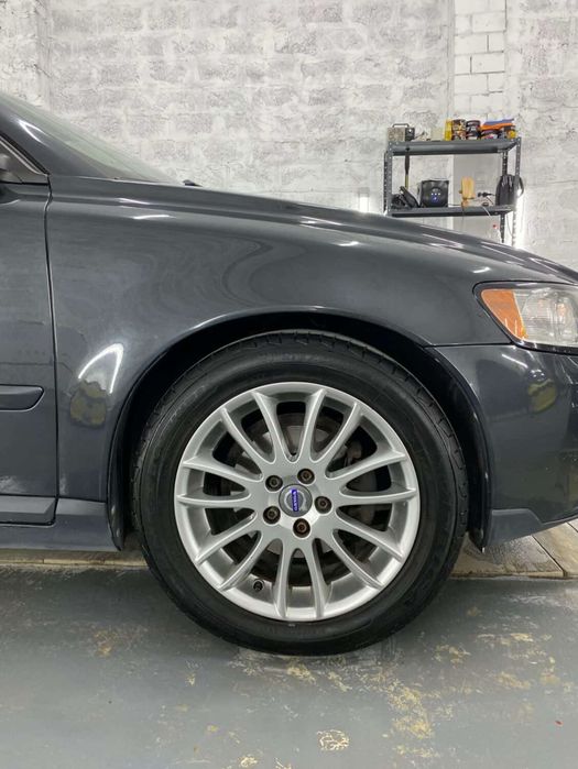 Volvo v50 Drive 2010