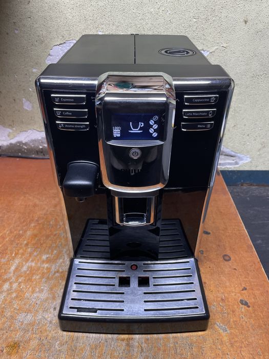 Кавомашина/Кофемашина PHILIPS