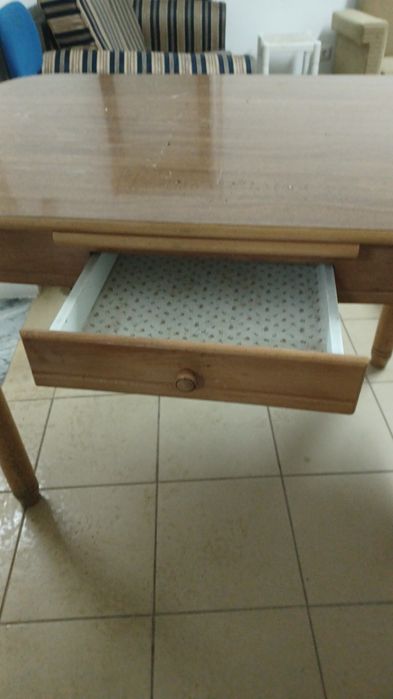 Mesa de cozinha extensível
