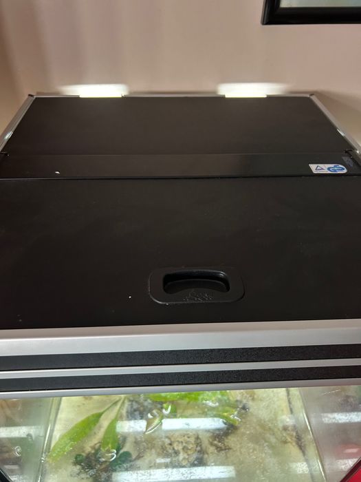 Aquario com móvel incluído