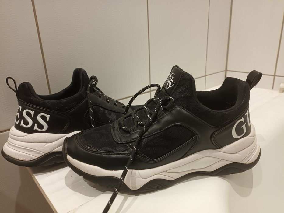 Buty damskie sportowe