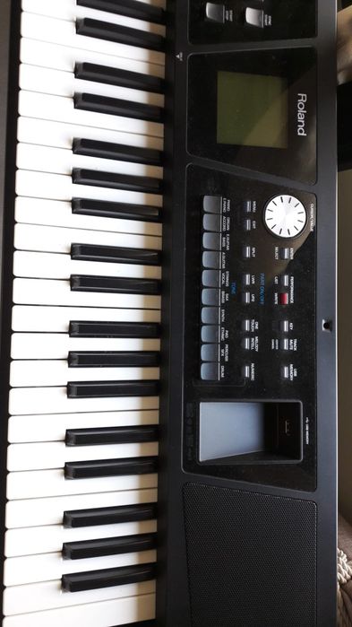 Teclado Roland Bk 5