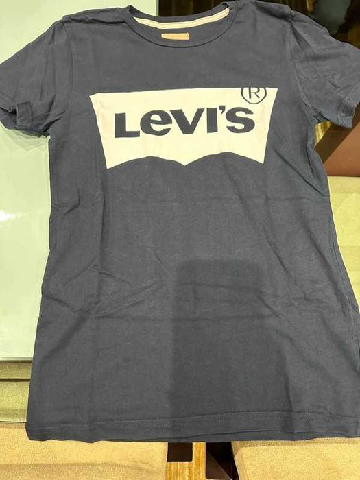 conjunto de 5 t-shirt´s levi´s