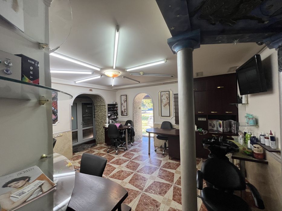 Сдам в аренду место для мастер маникюра педикюра Таирова