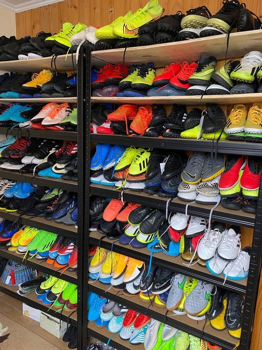 Бутси,копачки,футзалки,сороконожки,найк,nike,адідас,adidas,розмір