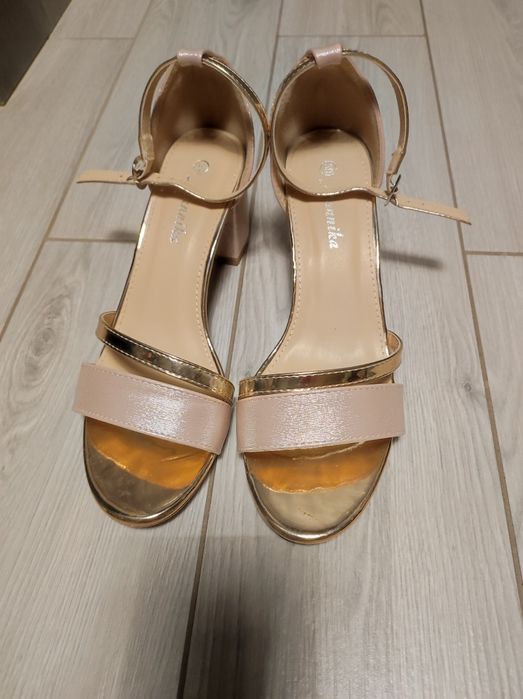 Buty damskie sandały