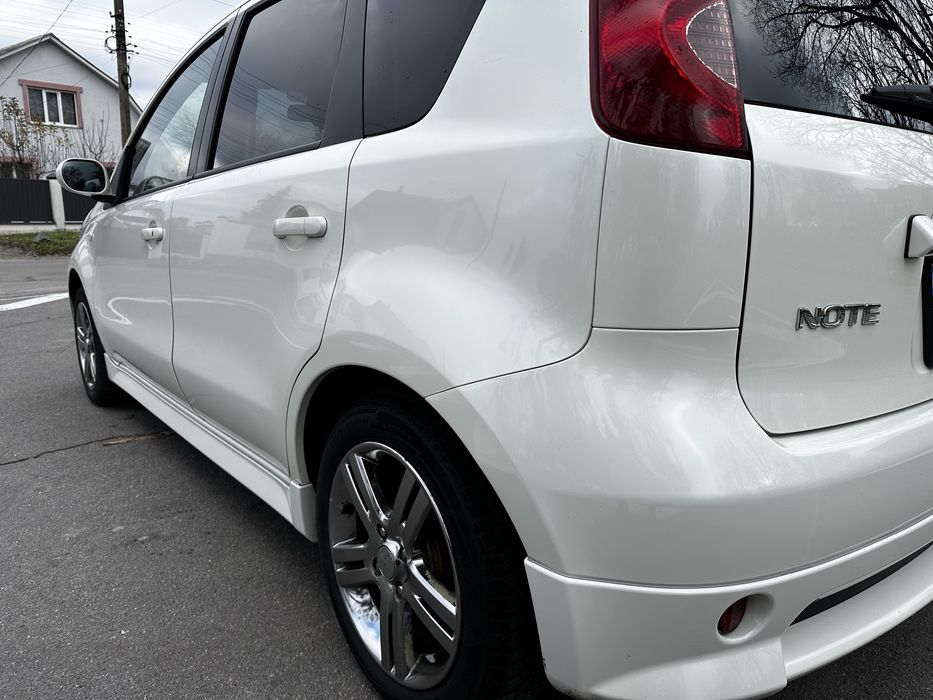 Nissan Note 2011 avtomat