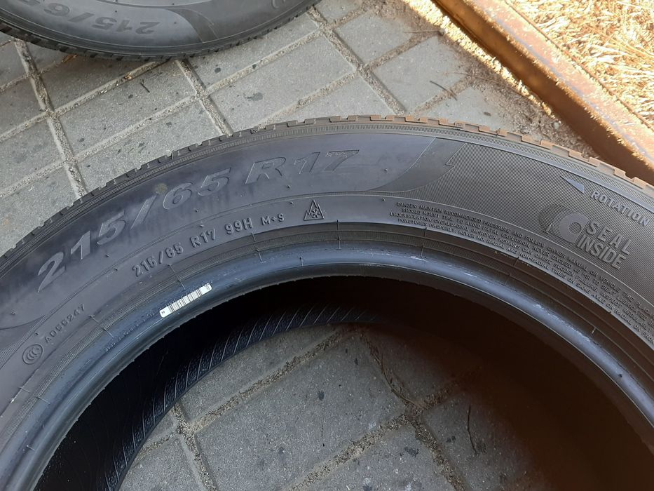 2x Opony zimowe 215/65R17 Pirelli Scorpio Winter