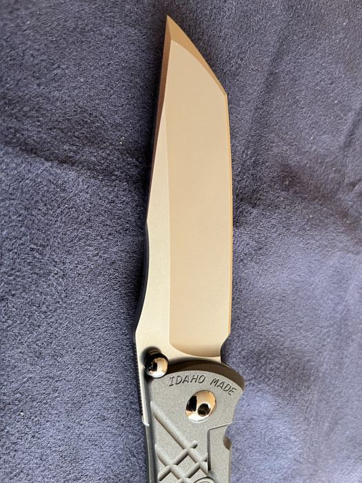 Chris Reeve Knives Umnumzaan MagnaCut