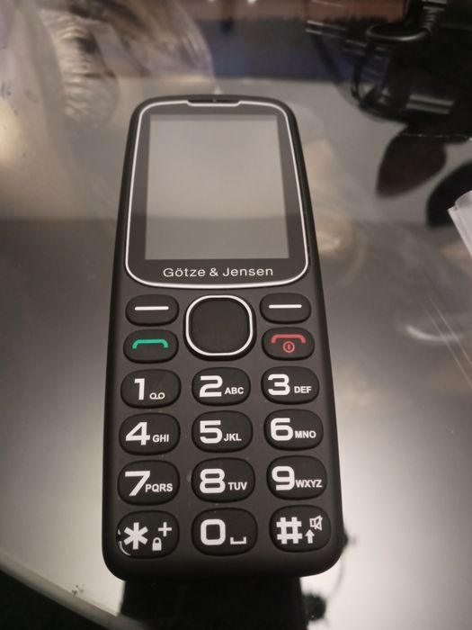 Telefon Gotze&Jensen dla seniora-czarny.