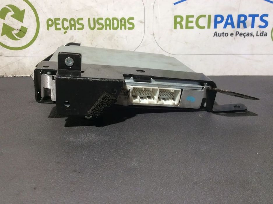 Centralina Motor Toyota Avensis  1758008292  89661-05A40