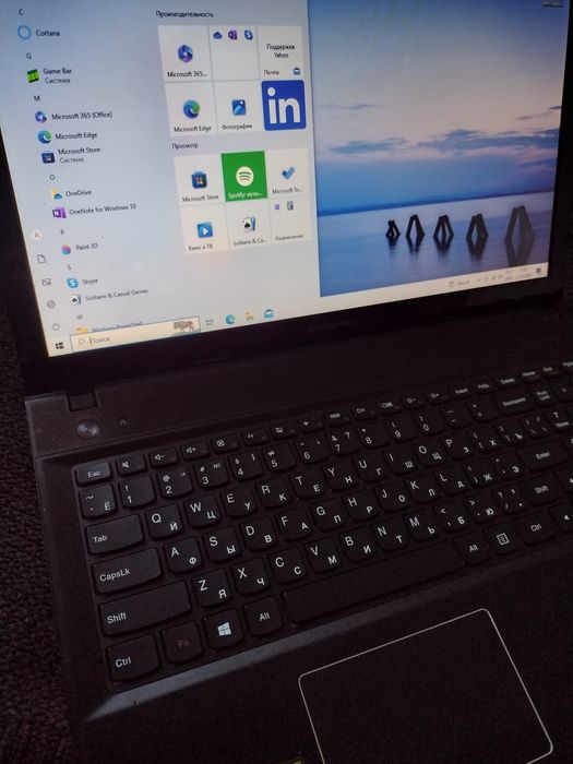 Ноутбук Lenovo i3/6/1Tb